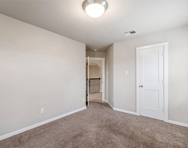 4702 Primrose Valley Lane - Photo Thumbnail 22