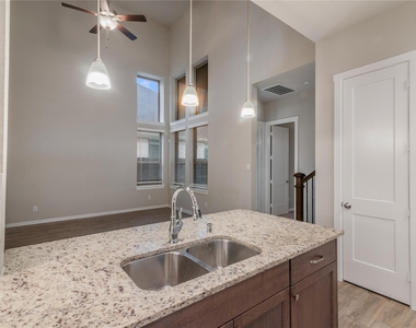 4702 Primrose Valley Lane - Photo Thumbnail 12