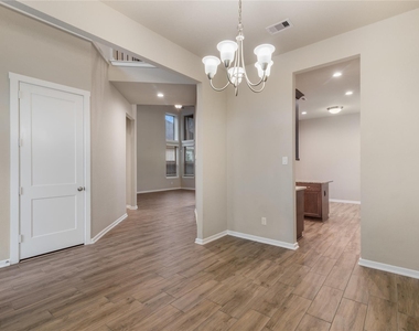 4702 Primrose Valley Lane - Photo Thumbnail 6