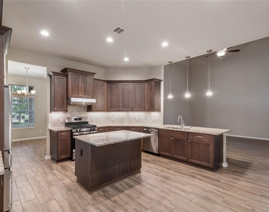 4702 Primrose Valley Lane - Photo Thumbnail 7