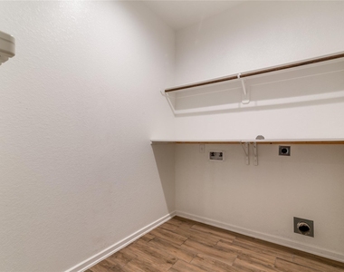 4702 Primrose Valley Lane - Photo Thumbnail 4