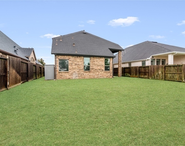 4702 Primrose Valley Lane - Photo Thumbnail 35