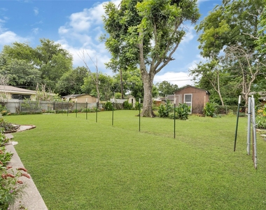 5714 Peacock Street - Photo Thumbnail 2