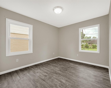 5714 Peacock Street - Photo Thumbnail 15