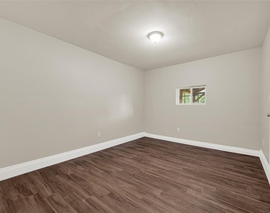 5714 Peacock Street - Photo Thumbnail 19