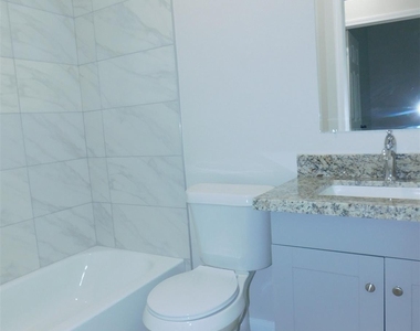 904 W Sealy Street - Photo Thumbnail 11