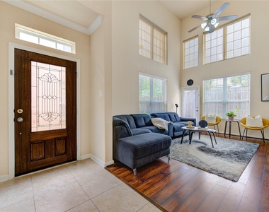 1243 Glenwood Canyon Lane - Photo Thumbnail 12