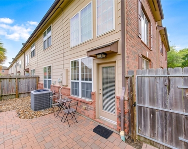 1243 Glenwood Canyon Lane - Photo Thumbnail 42