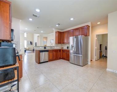 1243 Glenwood Canyon Lane - Photo Thumbnail 24
