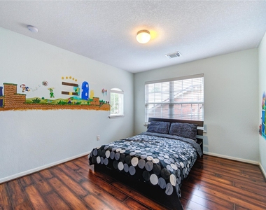 1243 Glenwood Canyon Lane - Photo Thumbnail 30