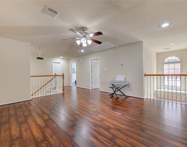 1243 Glenwood Canyon Lane - Photo Thumbnail 36