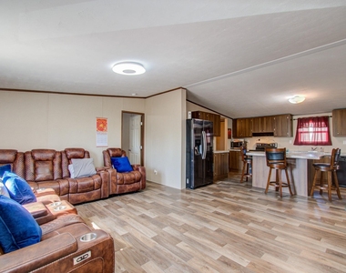 369 Road 5262 - Photo Thumbnail 3