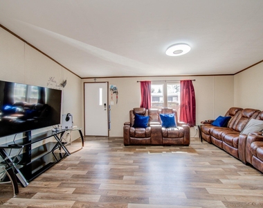 369 Road 5262 - Photo Thumbnail 5
