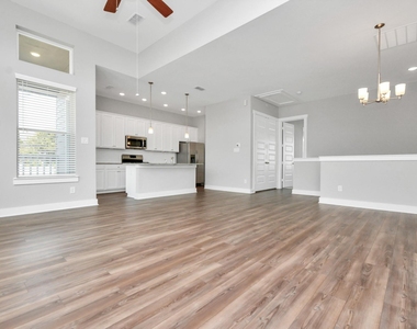 713 Strawberry Pines Court - Photo Thumbnail 9