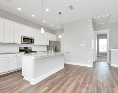713 Strawberry Pines Court - Photo Thumbnail 19