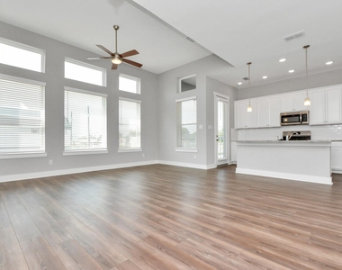 713 Strawberry Pines Court - Photo Thumbnail 4
