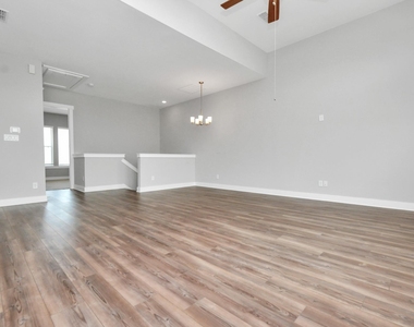 713 Strawberry Pines Court - Photo Thumbnail 10