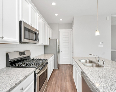 713 Strawberry Pines Court - Photo Thumbnail 24