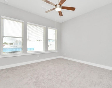 713 Strawberry Pines Court - Photo Thumbnail 26