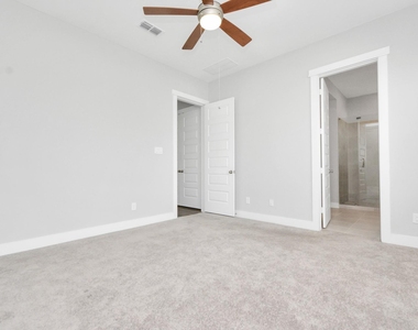 713 Strawberry Pines Court - Photo Thumbnail 27