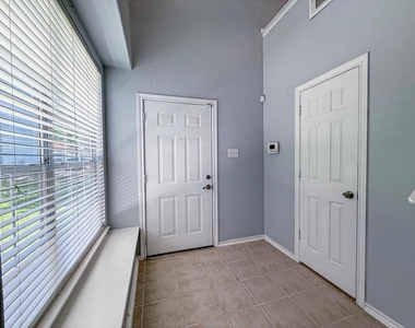 3 Peachridge Place - Photo Thumbnail 9