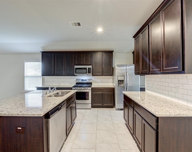 8002 Carillon Way - Photo Thumbnail 8