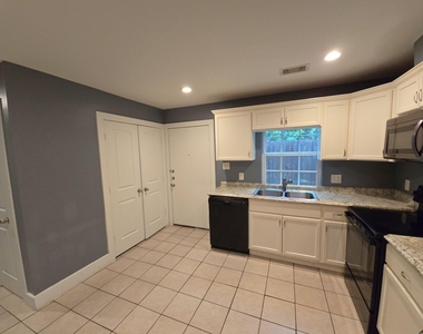 11435 Raincove Drive - Photo Thumbnail 2