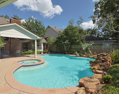 7435 River Garden Drive - Photo Thumbnail 33