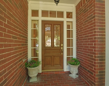 7435 River Garden Drive - Photo Thumbnail 4