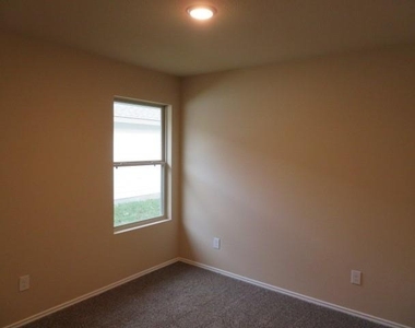 120 East Ash Street - Photo Thumbnail 6