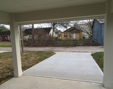 120 East Ash Street - Photo Thumbnail 11