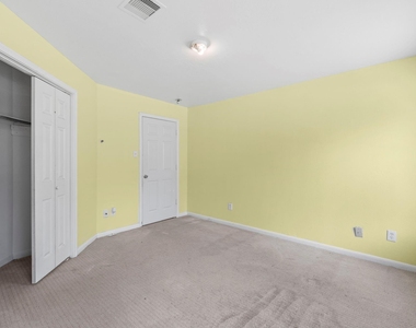2444 Margaret Street - Photo Thumbnail 14