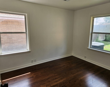 1635 Wilde Rock Way - Photo Thumbnail 7