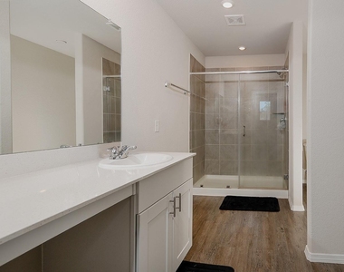 1822 Brushy Cedar Drive - Photo Thumbnail 12