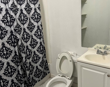 7909 Brutus Street - Photo Thumbnail 5
