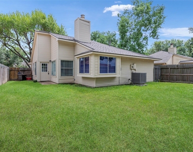 2527 Silver Trumpet Drive - Photo Thumbnail 3