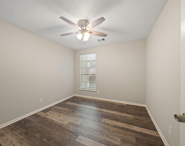14406 Cypress Branch Drive - Photo Thumbnail 16