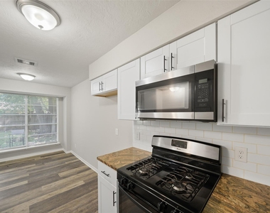 14406 Cypress Branch Drive - Photo Thumbnail 12