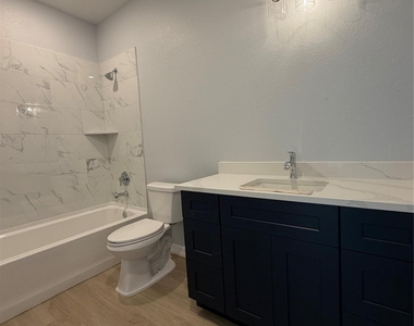 9307 Noel Street - Photo Thumbnail 5