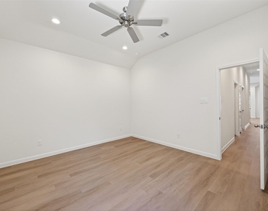 11864 E Gate Dr - Photo Thumbnail 20
