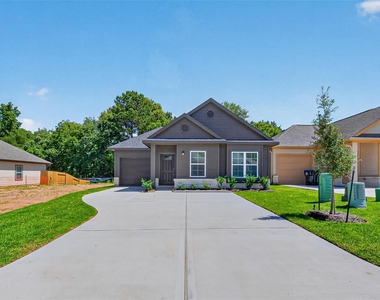 11864 E Gate Dr - Photo Thumbnail 2