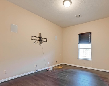 24922 Florina Ranch Drive - Photo Thumbnail 27