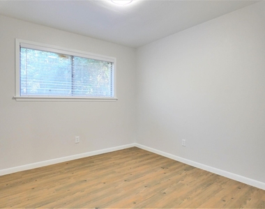 604 Golfview Drive - Photo Thumbnail 34