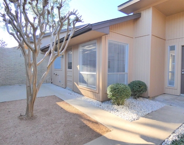 604 Golfview Drive - Photo Thumbnail 14