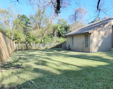 604 Golfview Drive - Photo Thumbnail 23
