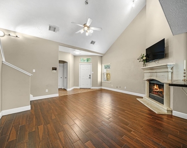 18436 Sunrise Pines Drive - Photo Thumbnail 6
