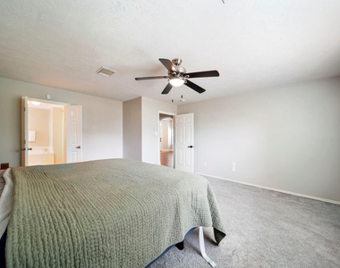 18436 Sunrise Pines Drive - Photo Thumbnail 16