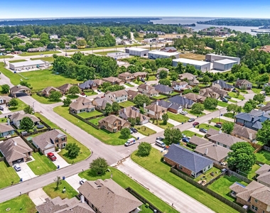 18436 Sunrise Pines Drive - Photo Thumbnail 30