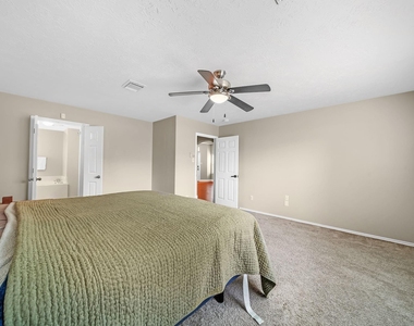 18436 Sunrise Pines Drive - Photo Thumbnail 12