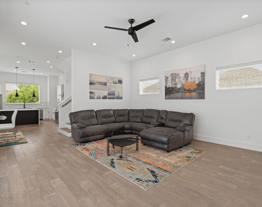 6010 Truro Street - Photo Thumbnail 16